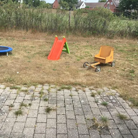 Blaesbjergvej 23 , Langelund , 7323 吉弗